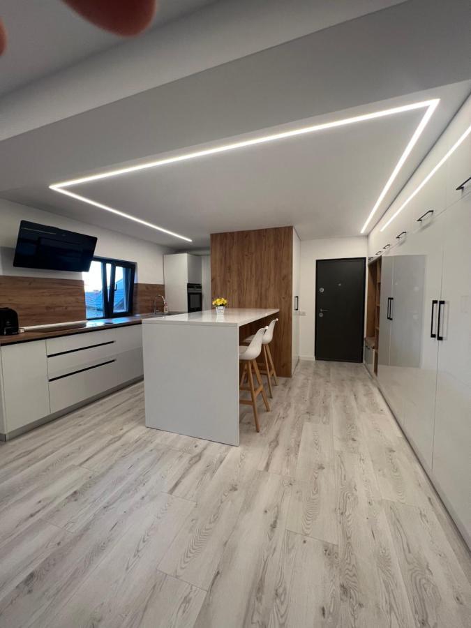 Modern Premium Apartment 1 Targoviste Exteriér fotografie